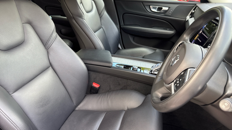 Volvo V60 2.0 B4D Inscription 5dr Auto Diesel Estate